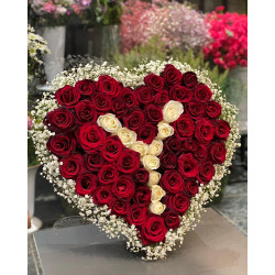 Kişiye Özel Büyük Boy Kutuda Kırmızı Ve Beyaz Güller